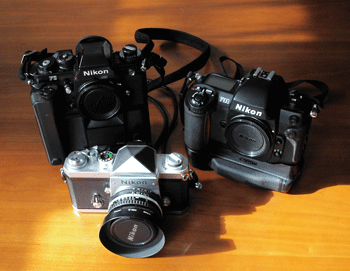 Nikon.gif